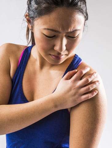 Shoulder Pain - Shoulder Pain treatment - shoulder injuries - Orthopedic Surgeon St. Louis, MO - orthopedic doctor near me - orthopedic surgeon near me - orthopedic near me - orthopedic specialist - bone doctor - dr jason browdy - dr browdy